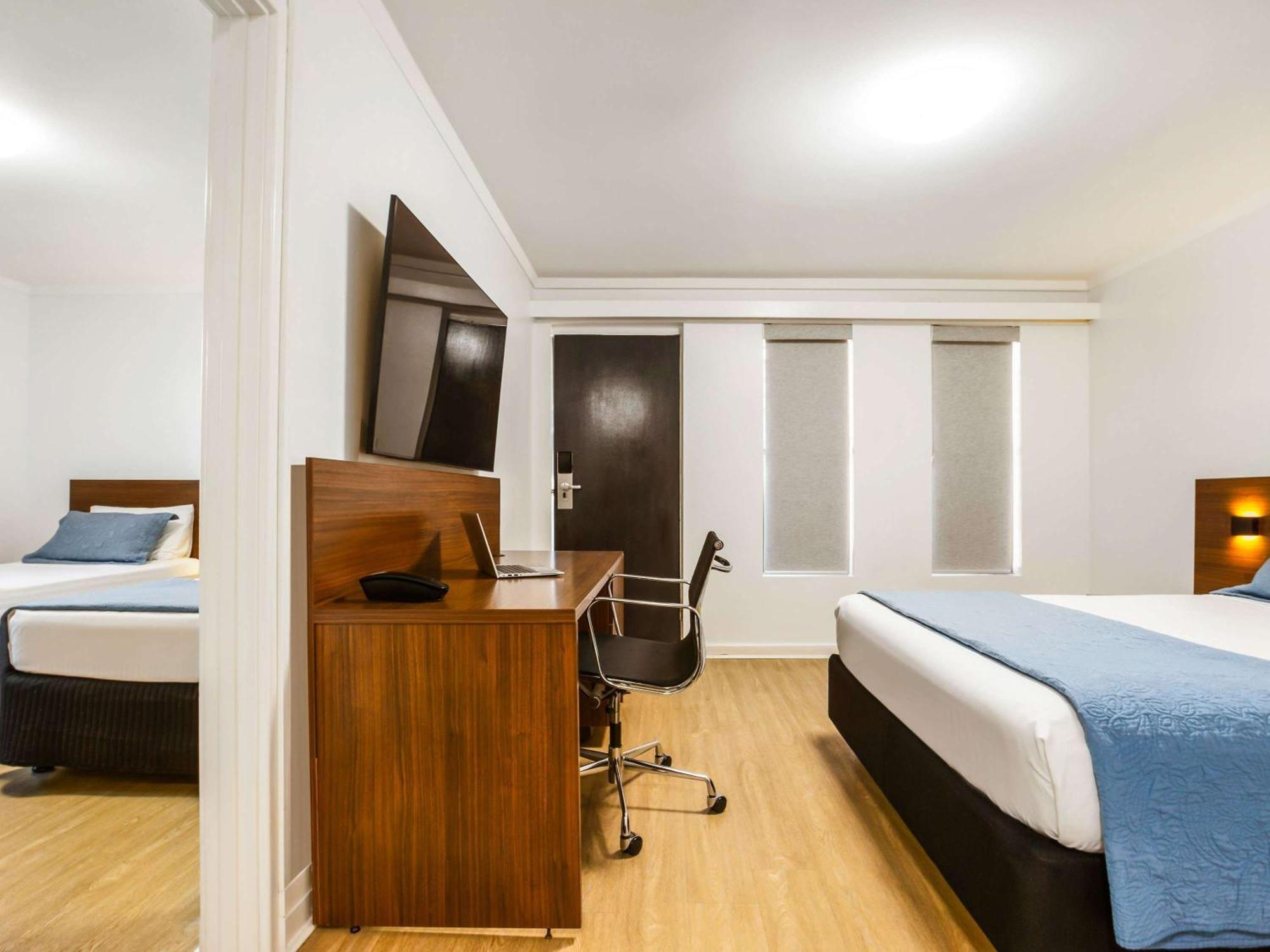 Hotel Ibis Styles Karratha Exterior foto